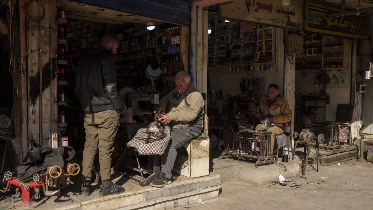 Βίντεο. Συρία: Με την προσωρινή κυβέρνηση διαπραγματεύεται η κουρδική ηγεσία