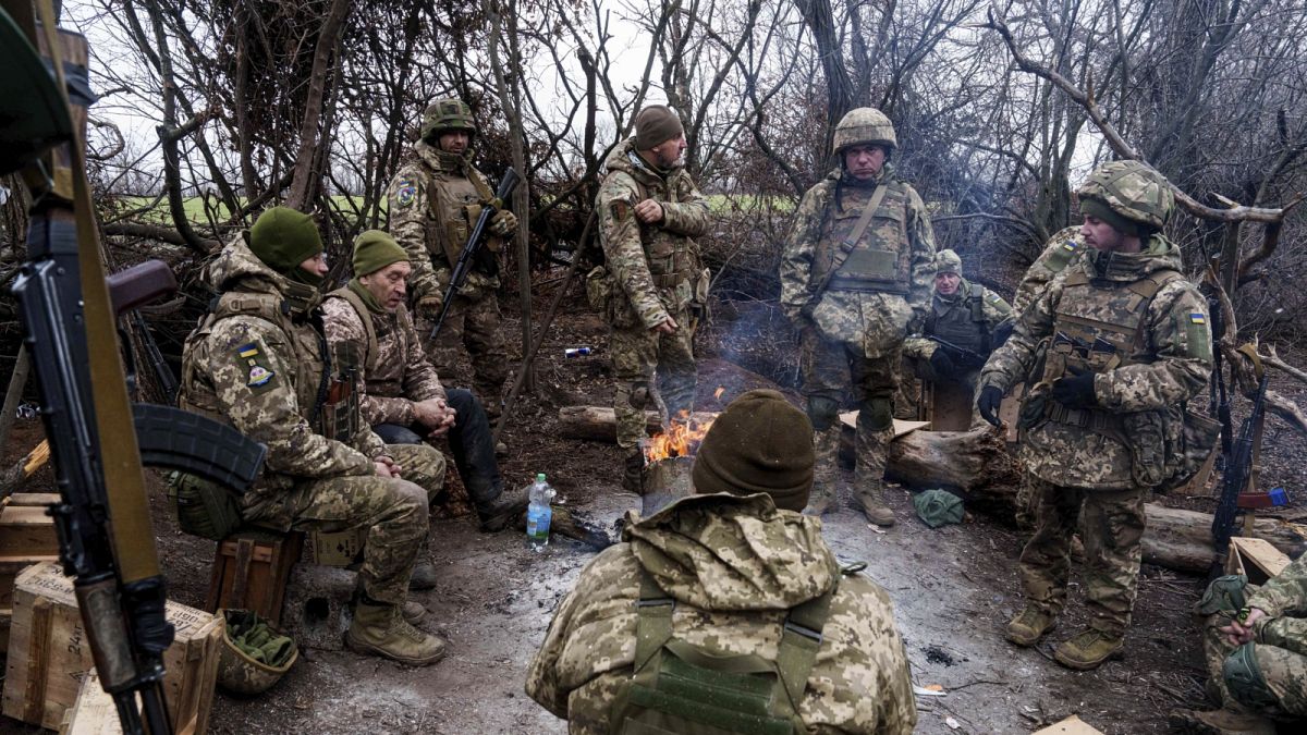 Bírálatok kereszttüzében az ukrán hadsereg, amiért nem állít fel elég gyorsan harci brigádokat