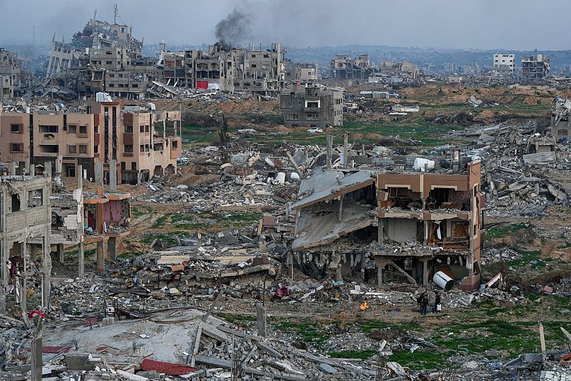 Une maison détruite dans une zone jonchée de décombres de bâtiments détruits, dans la ville de Gaza, le mardi 4 février 2025.