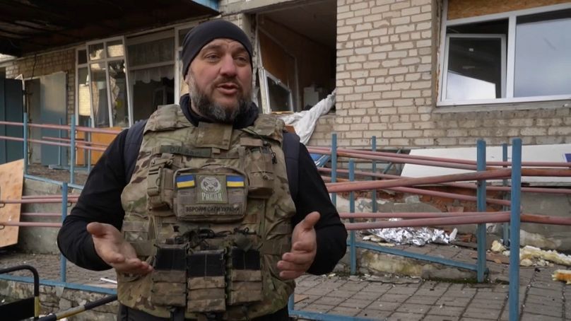 Maksym, az ukrán polgári védelem munkatársa Pokrovszkban