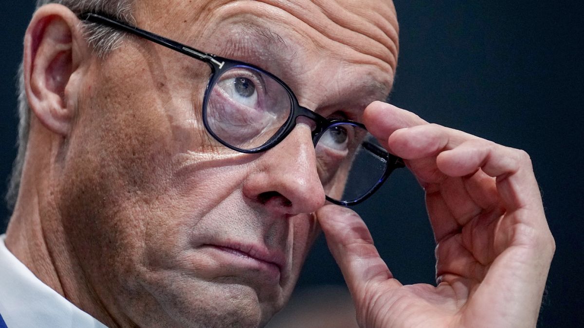 A bevándorlásellenes, vérbeli konzervatív, aki maga vezeti magángépét – Friedrich Merz portréja