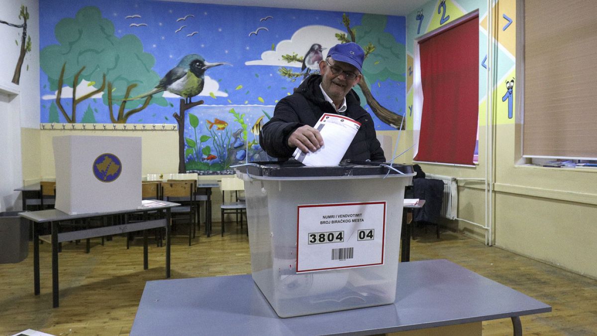 Κόσοβο: Εκλογές στο φόντο μιας παραπαίουσας οικονομίας και εθνοτικών ταραχών