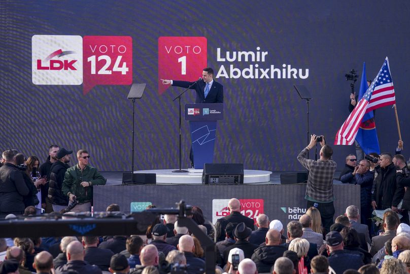 Λουμίρ Αμπντιτζίκου