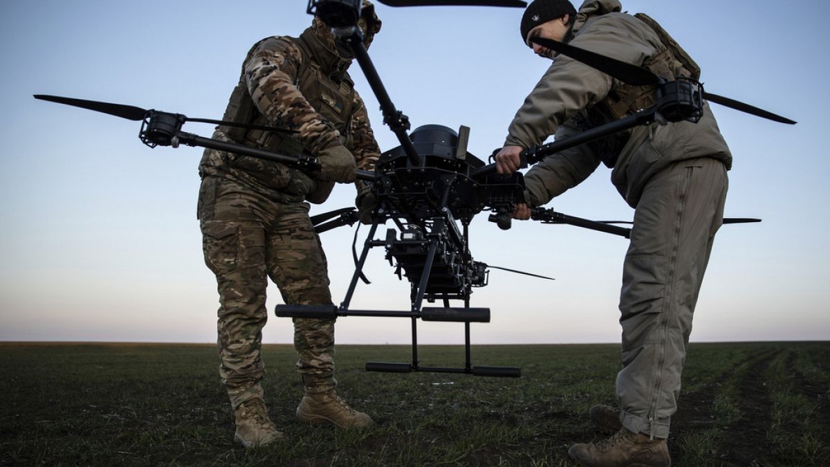 Guerra Di Droni Tra Russia E Ucraina A Kiev Allarme Aereo Per 11 Ore 