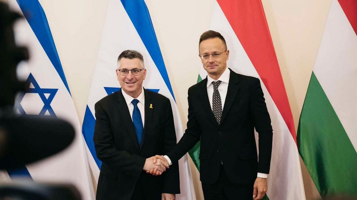 Szijjártó Péter szerint Magyarország átgondolja, hogy tag maradjon-e a Nemzetközi Büntetőbíróságban
