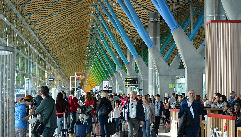 When will Brits be able to skip 'dreaded' queues by using e-gates at ...