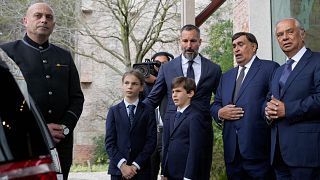 L'Aga Khan V entame son mandat avec une visite officielle au Portugal