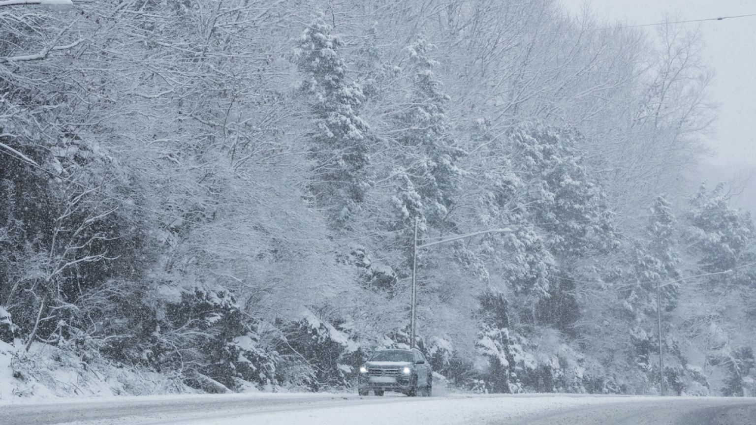 Así quedaron algunas carretera nevadas en Estados Unidos, febrero de 2025.