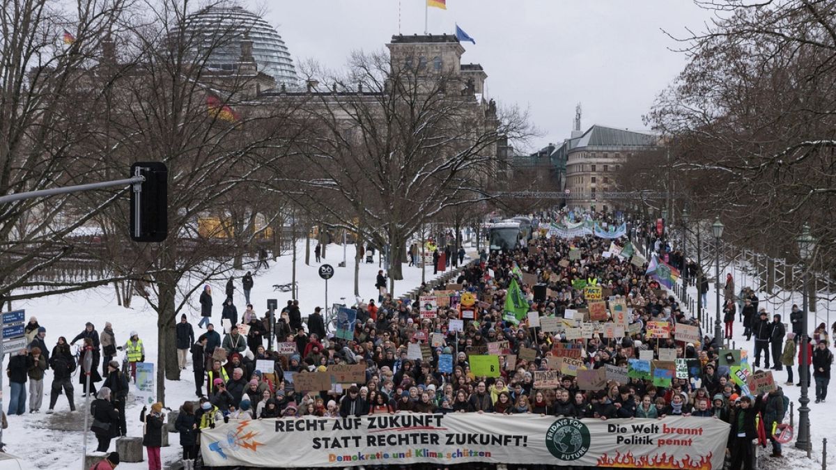 Climate activists hold major protests as German elections near