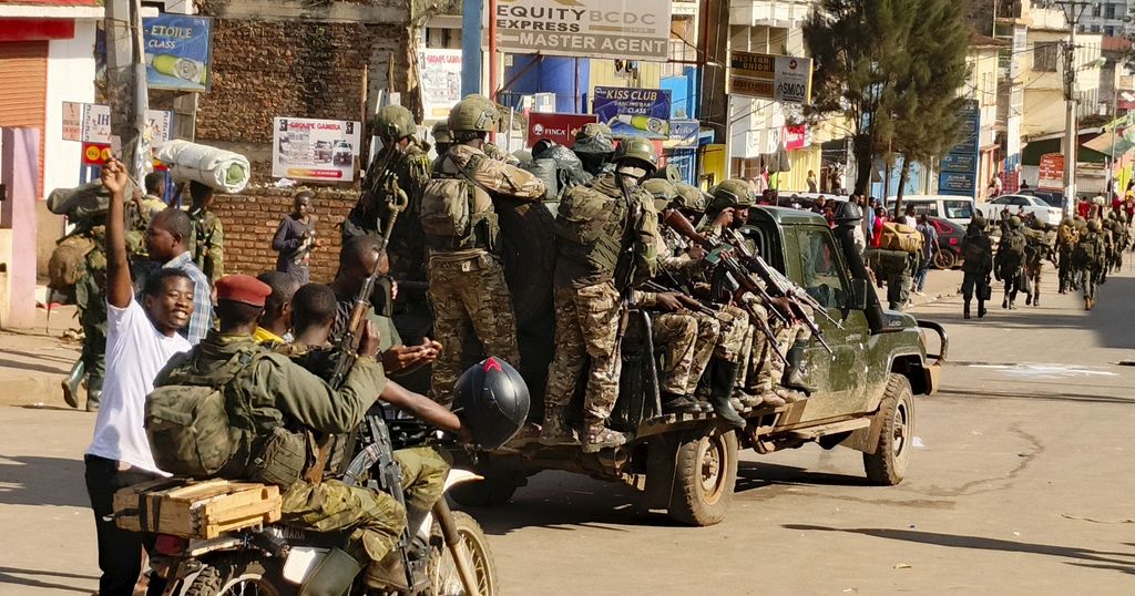 Cheers and confusion as M23 rebels enter Bukavu city centre