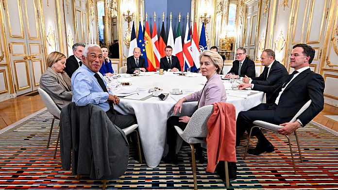 Leader Ue: sostegno all'Ucraina, ma divisioni sulla missione di pace. Meloni perplessa