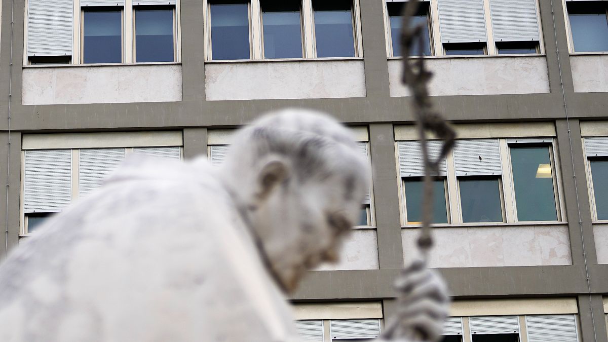 Pope Francis has a polymicrobial respiratory tract infection. What is it and how serious is it?