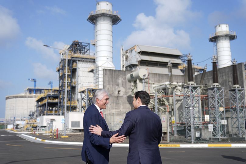 Marco Rubio amerikai külügyminiszter egy panamai földgáz feldolgozó-üzemet látogatott meg február elején