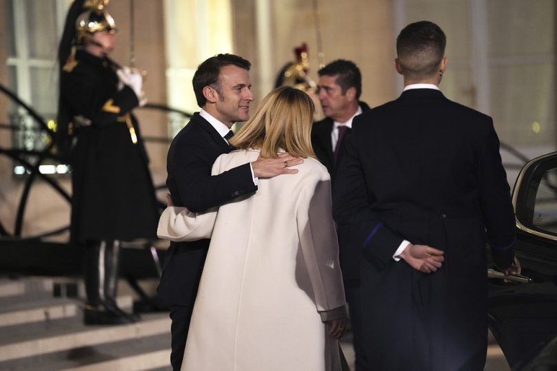 Emmanuel Macron i Giorgia Meloni po paryskim szczycie, 12.02.2025