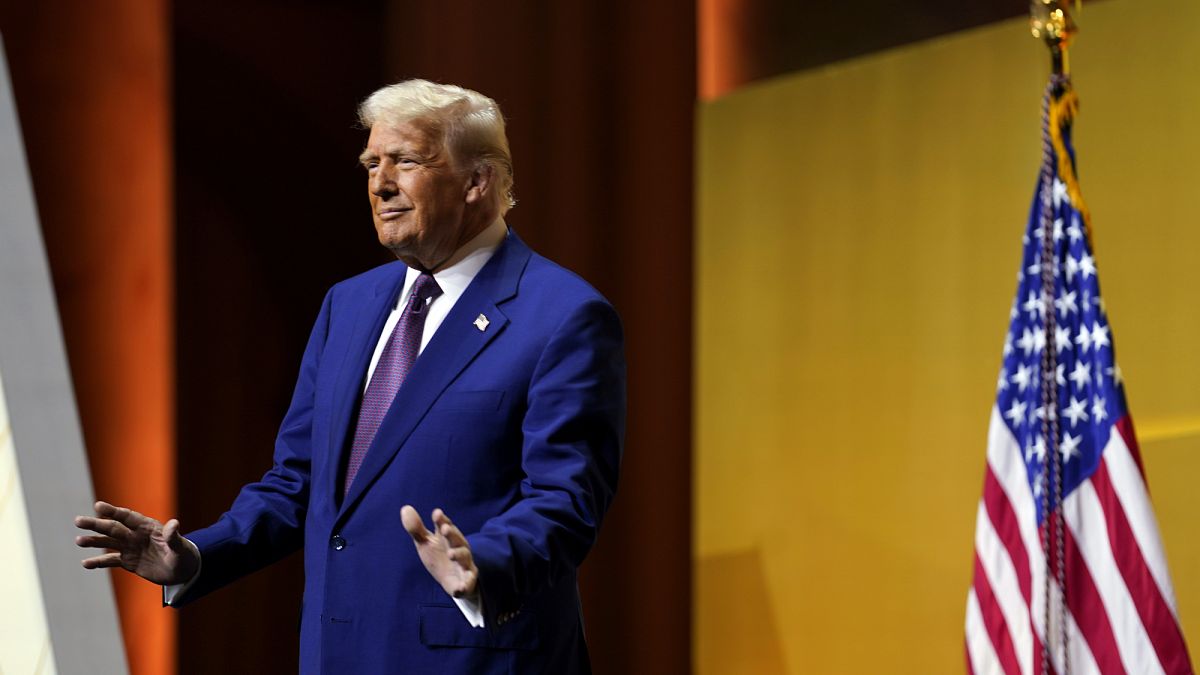 Fact checking : y a-t-il du vrai dans les affirmations de Trump sur l'Ukraine ?