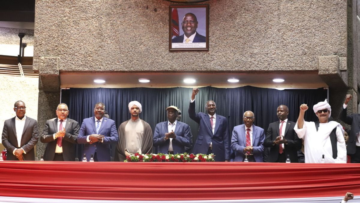 قوات الدعم السريع توقع اتفاقا لإنشاء حكومة موازية في السودان وسط تقدم الجيش ميدانيا