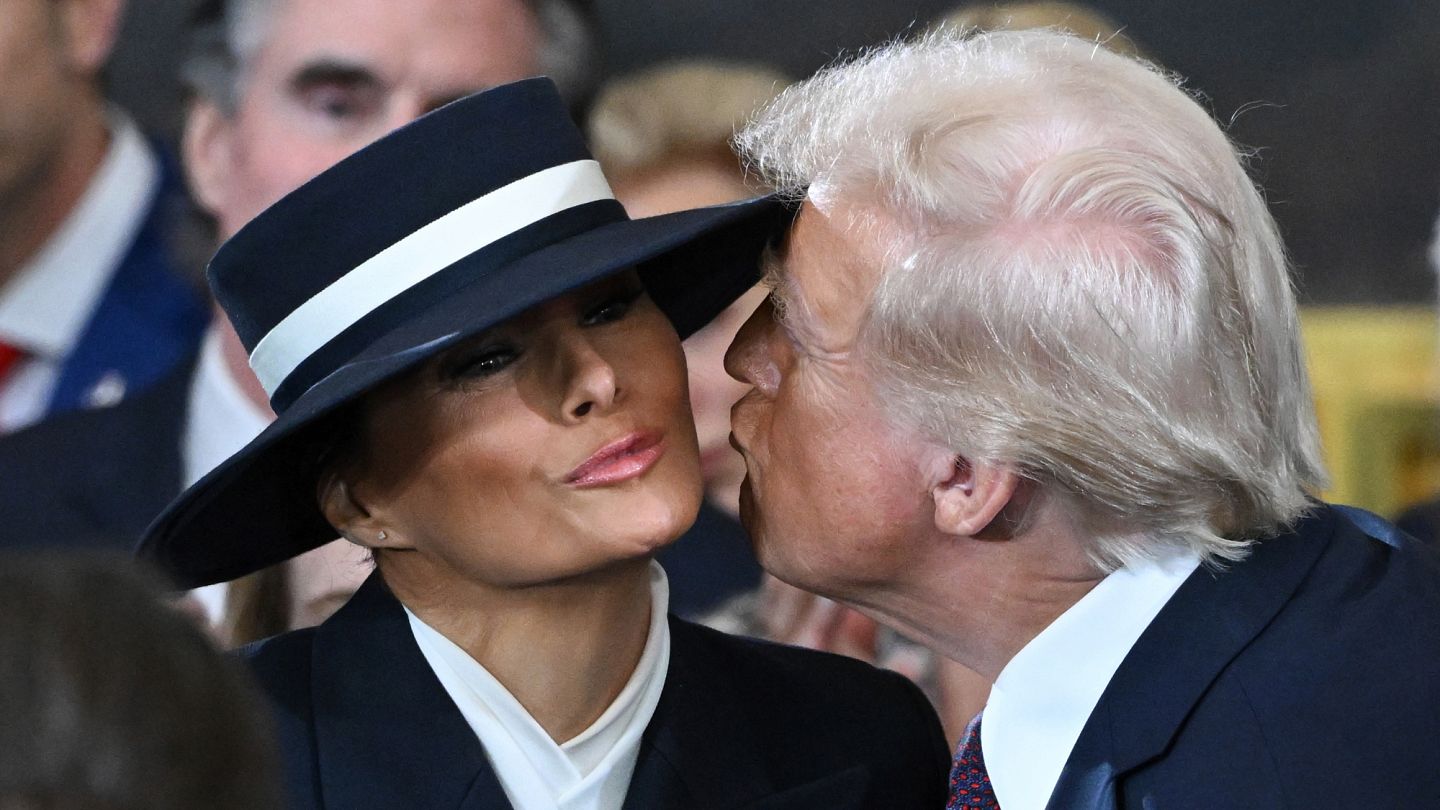 El nuevo libro de Michael Wolff revela que Melania no soporta a Donald Trump  | Euronews