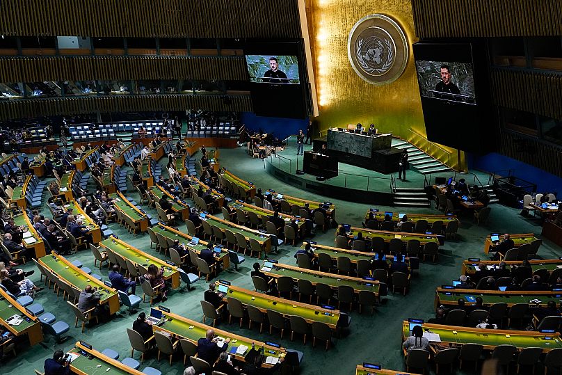 O presidente da Ucrânia, Volodymyr Zelenskyy, discursa na 79.ª sessão da Assembleia Geral das Nações Unidas, 25 de setembro de 2024