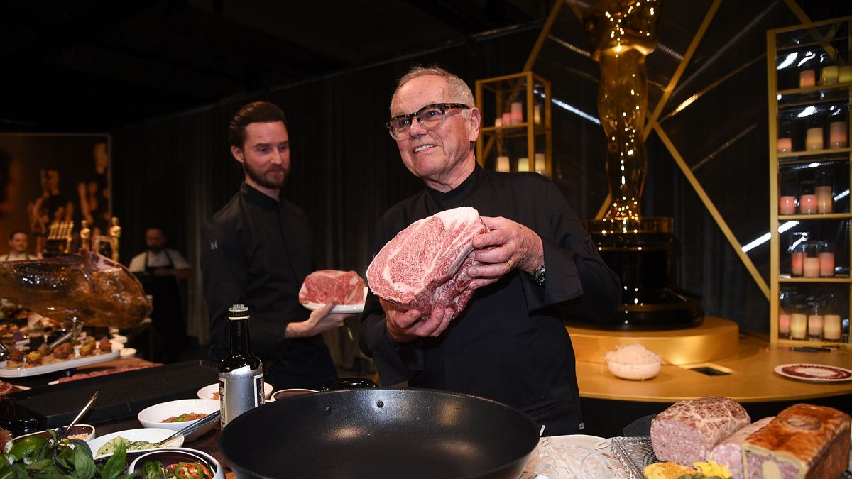 Here's the menu that Wolfgang Puck will be serving A-listers at the Oscars Governors Ball