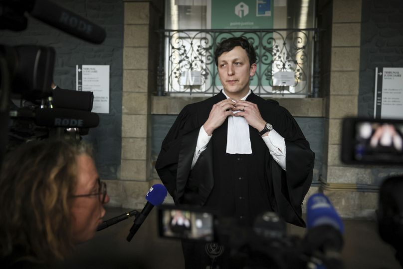 Maxime Tessier, jeden z prawników francuskiego chirurga Joela Le Scouarneca, oskarżonego o gwałt lub molestowanie 299 osób, głównie małych pacjentów