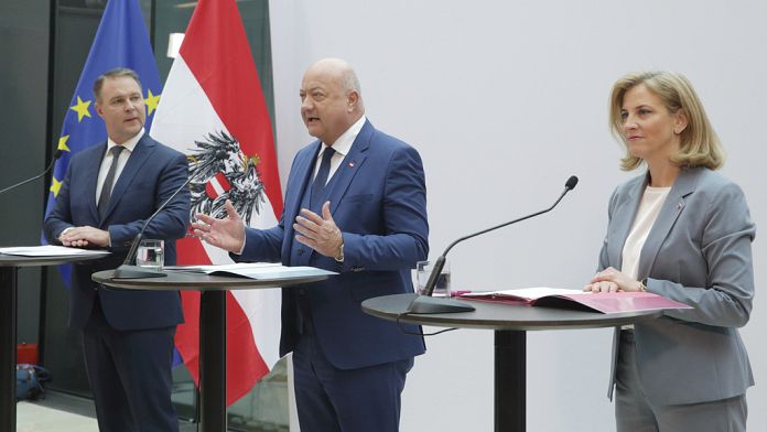 Austria: Neos approva accordo di coalizione, sì a governo a tre con conservatori e socialdemocratici