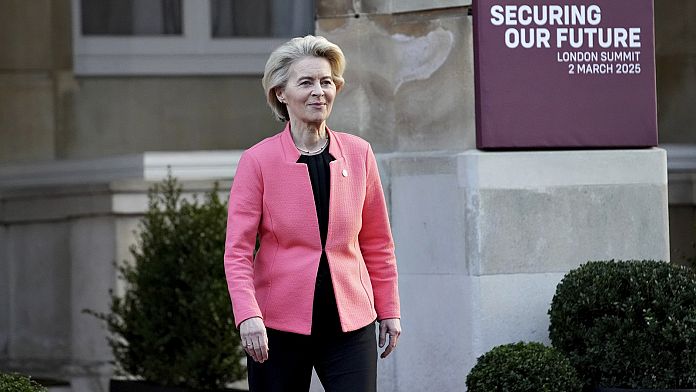 Von der Leyen: l'Ue deve urgentemente riarmare e trasformare l'Ucraina in un porcospino d'acciaio