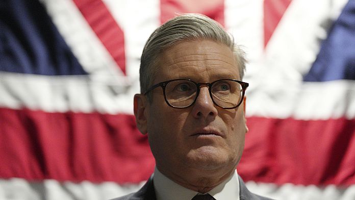 Ucraina, Starmer: "Siamo a un bivio, l'Europa deve fare il grosso del lavoro"