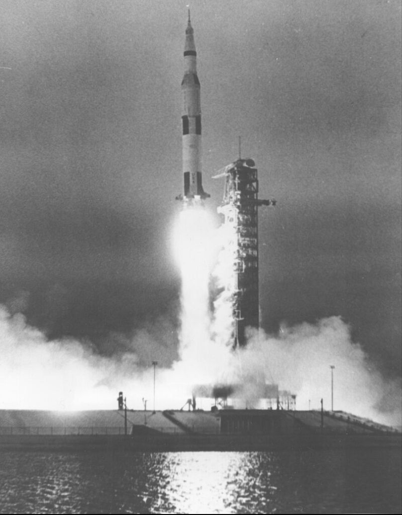 پرتاب فضاپیمای آپولو ۹ با موشک ساترن ۵