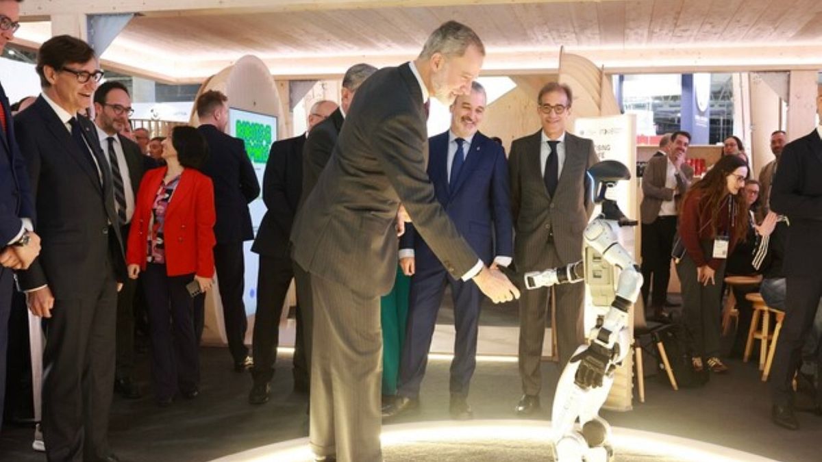 Sánchez, Illa y el rey Felipe VI inauguran el Mobile World Congress 2025 en  Barcelona | Euronews