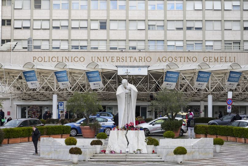 Pope Francis back on ventilation after suffering "acute respiratory failure", Vatican says 1 808x539 cmsv2 902ebf08 294b 51b0 a03b 8ac8ec691c47 9091222