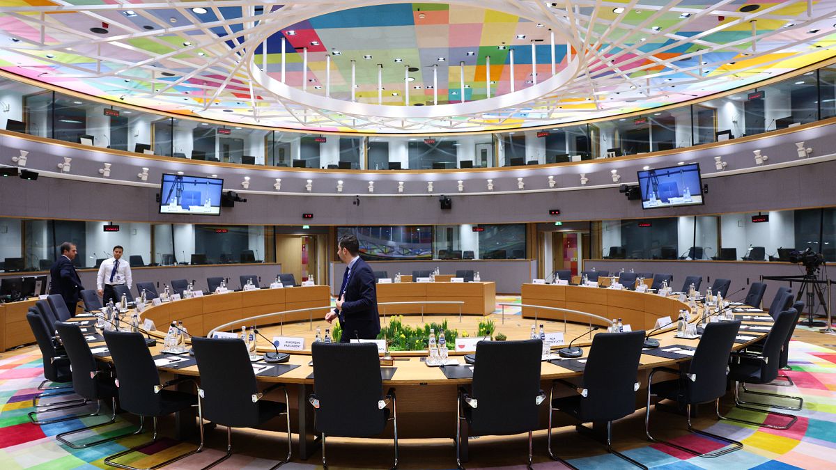 Απαραίτητη η ενότητα μπροστά στις προκλήσεις για την άμυνα, δηλώνουν Μητσοτάκης, Χριστοδουλίδης