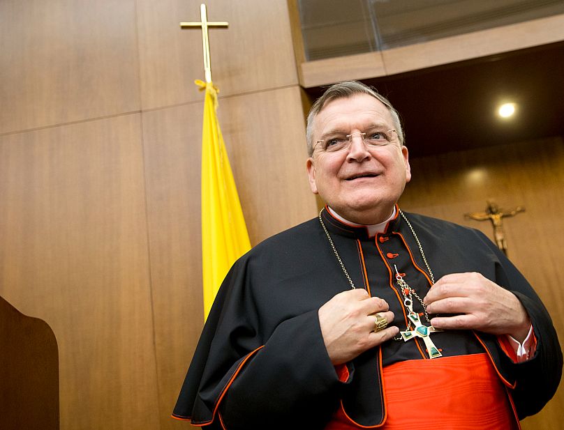 Cardeal Raymond Leo Burke