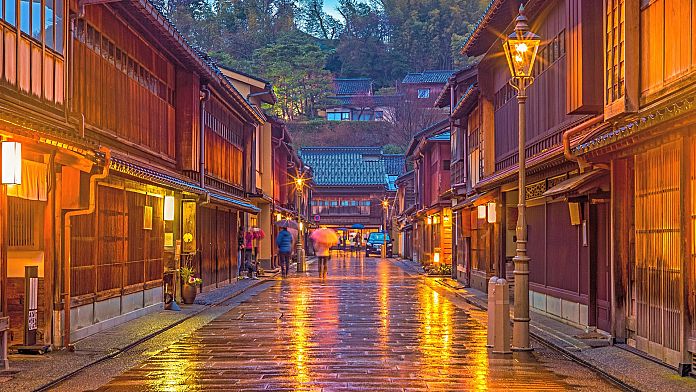 Hot Springs, Sake e Samurais: trova gioia nella misteriosa regione di Hokuriku del Giappone 1 696x392 cmsv2 0b6d07c0 228f 50ce a59d ca7ee3378036 9099904