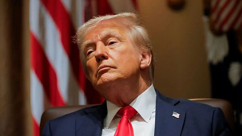 Trump elnök a kabinet ülésén