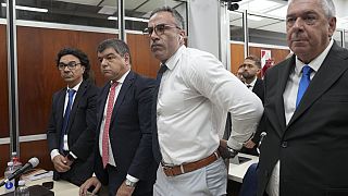Ο νευρολόγος Leopoldo Luque, ο οποίος διετέλεσε γιατρός του Ντιέγκο Μαραντόνα, στέκεται στο δικαστήριο κατά την πρώτη ημέρα της δίκης για φερόμενη ανθρωποκτονία.