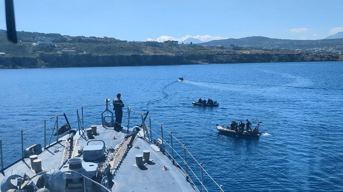 Reportage: Onboard a French minehunting ship in the Mediterranean