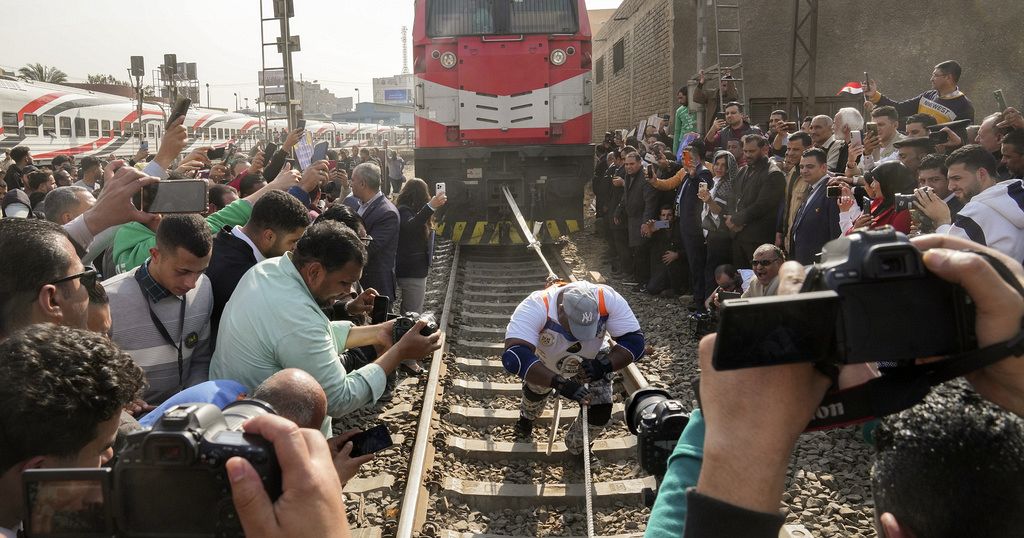 Egyptian sets new world record by pulling 279 tonne train with his teeth