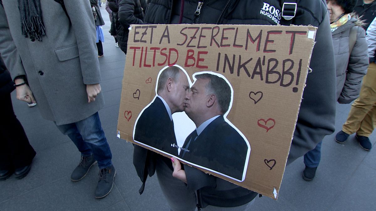 Budapest több pontján tüntettek a Pride betiltása miatt