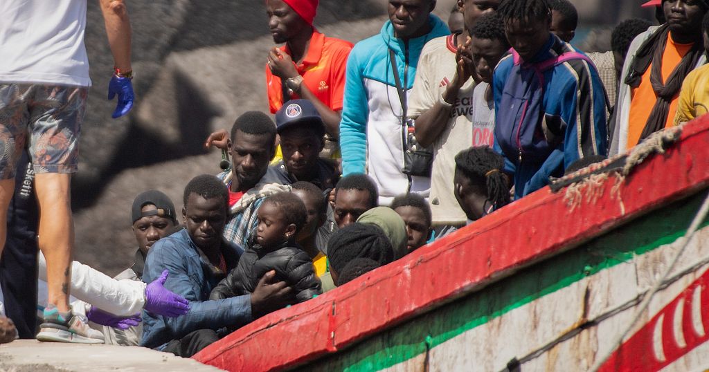Canaries : au moins 7 migrants morts dans un naufrage