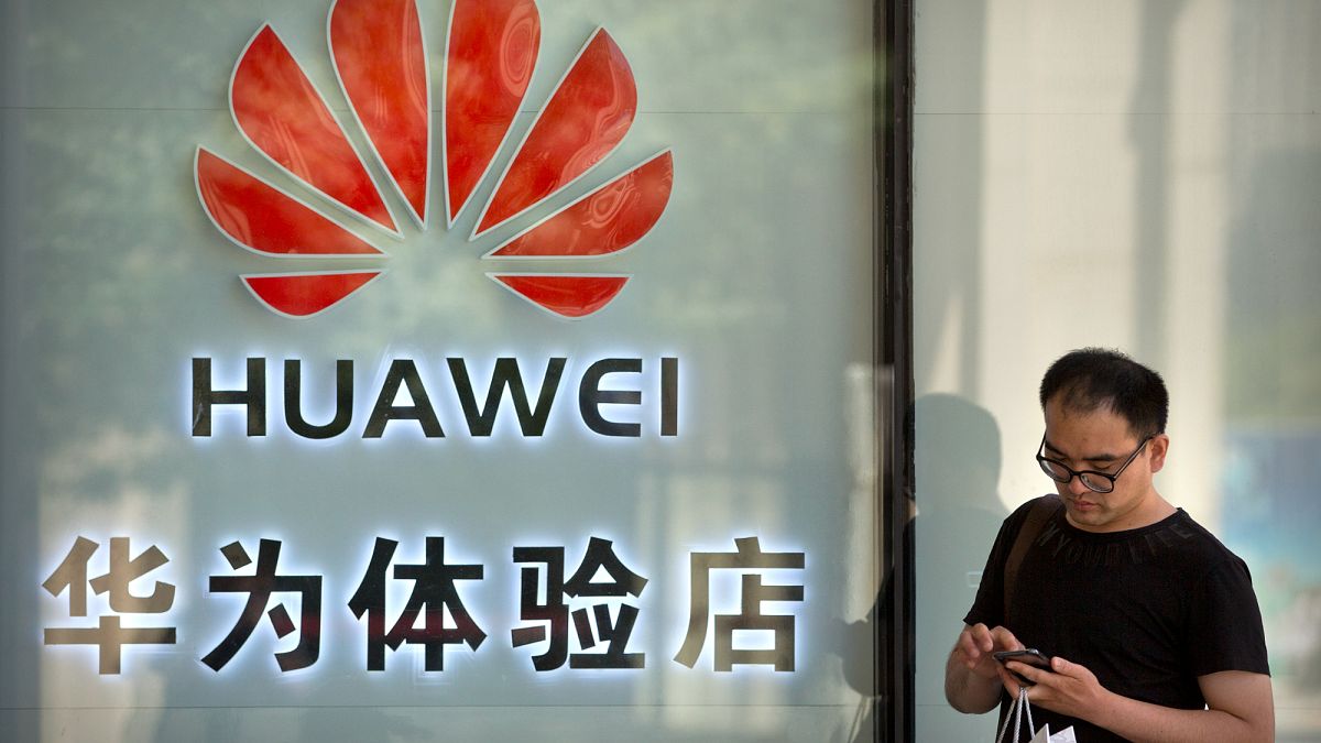 Brussels tech lobby distances from Huawei following probe into alleged Parliament corruption