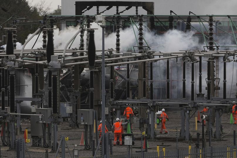 Pożar w podstacji elektrycznej wywołał chaos na Heathrow