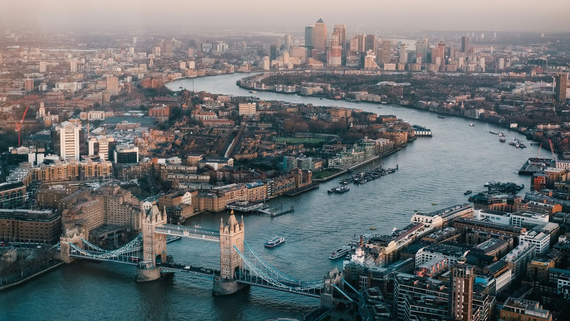 Anche Londra potrebbe introdurre una tassa di soggiorno ecco che impatto avrebbe sui turisti