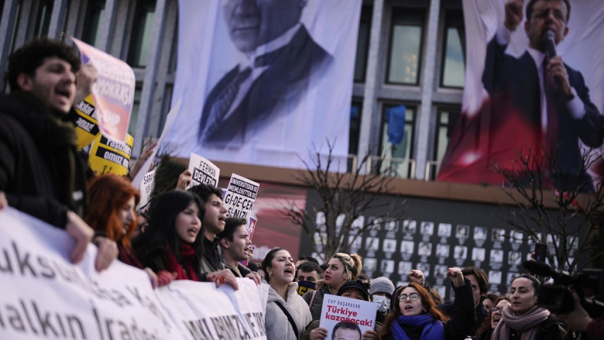 Τουρκία: Στη φυλακή ο Ιμάμογλου – Κάνει λόγο για «προδοσία κατά της Τουρκίας»