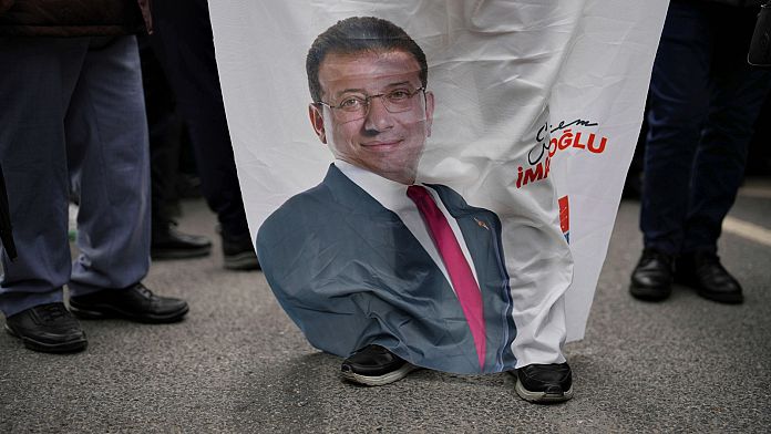 Turchia, Bruxelles si interroga sull'arresto del sindaco di Istanbul, İmamoğlu