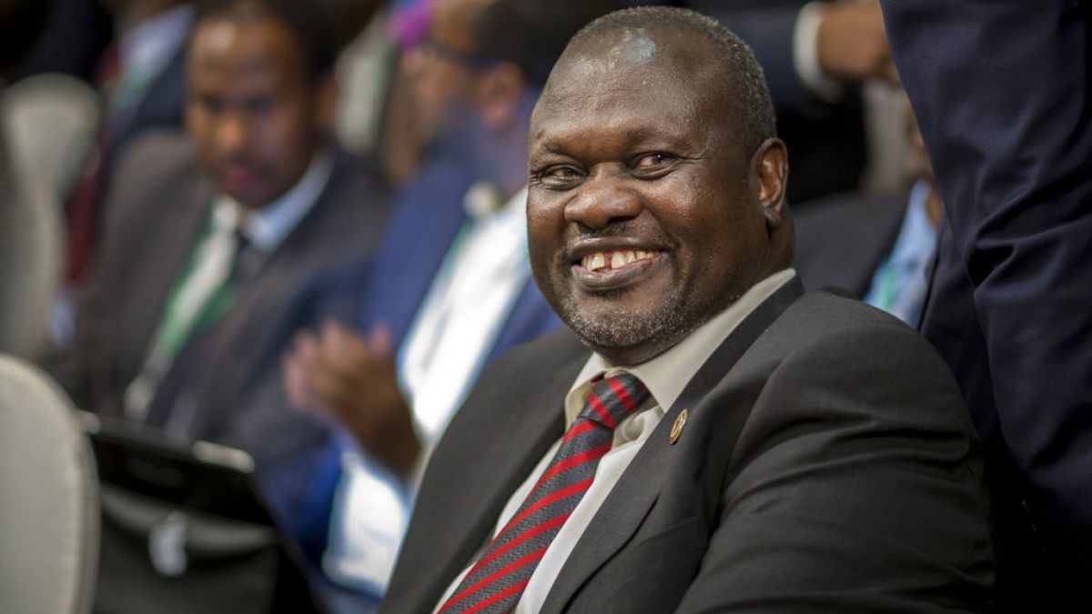 اعتقال رياك مشار يهدد السلام في جنوب السودان وتحذيرات دولية من تجدد الصراع