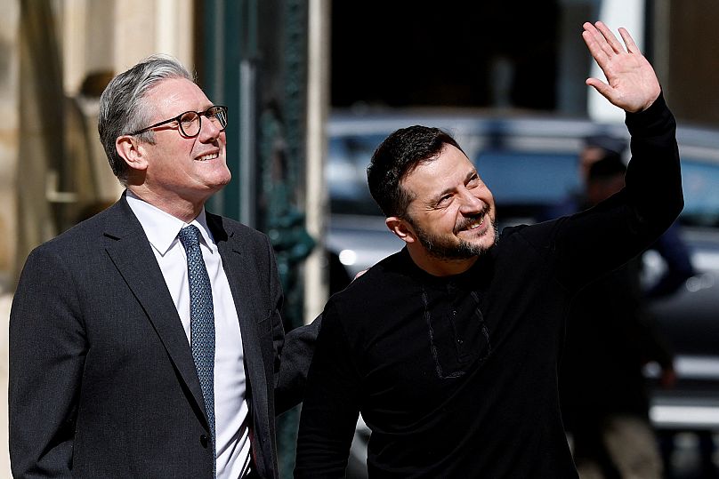 Premier Wielkiej Brytanii Keir Starmer i prezydent Ukrainy Wołodymyr Zełenski po spotkaniu z europejskimi przywódcami w sprawie wzmocnienia wsparcia dla Ukrainy.
