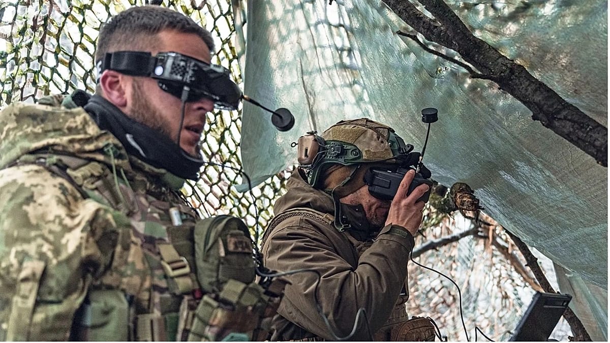 Az Ukrajna és Oroszország közötti UAV-háború: A kibernetikus harc technológiája Az Ukrajna és Oroszország közötti UAV-háború: A kibernetikus harc technológiája