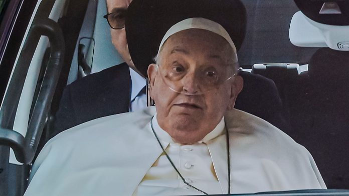 Papa Francesco da Santa Marta: grazie a chi lavora per aiutare il prossimo