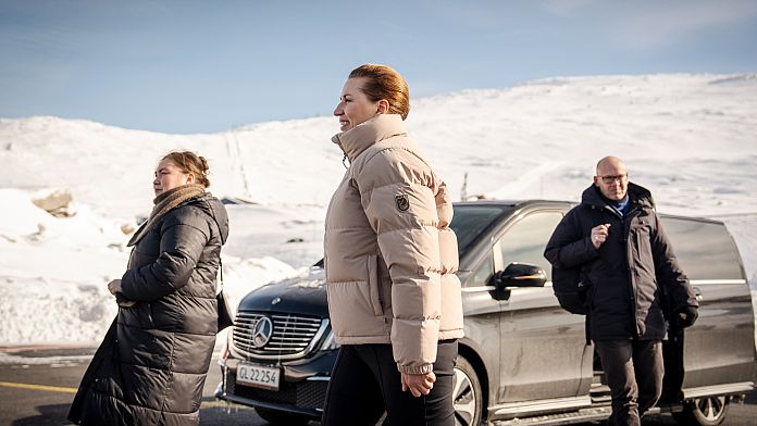 La premier danese Frederiksen in Groenlandia per difendere l'isola dagli attacchi Usa