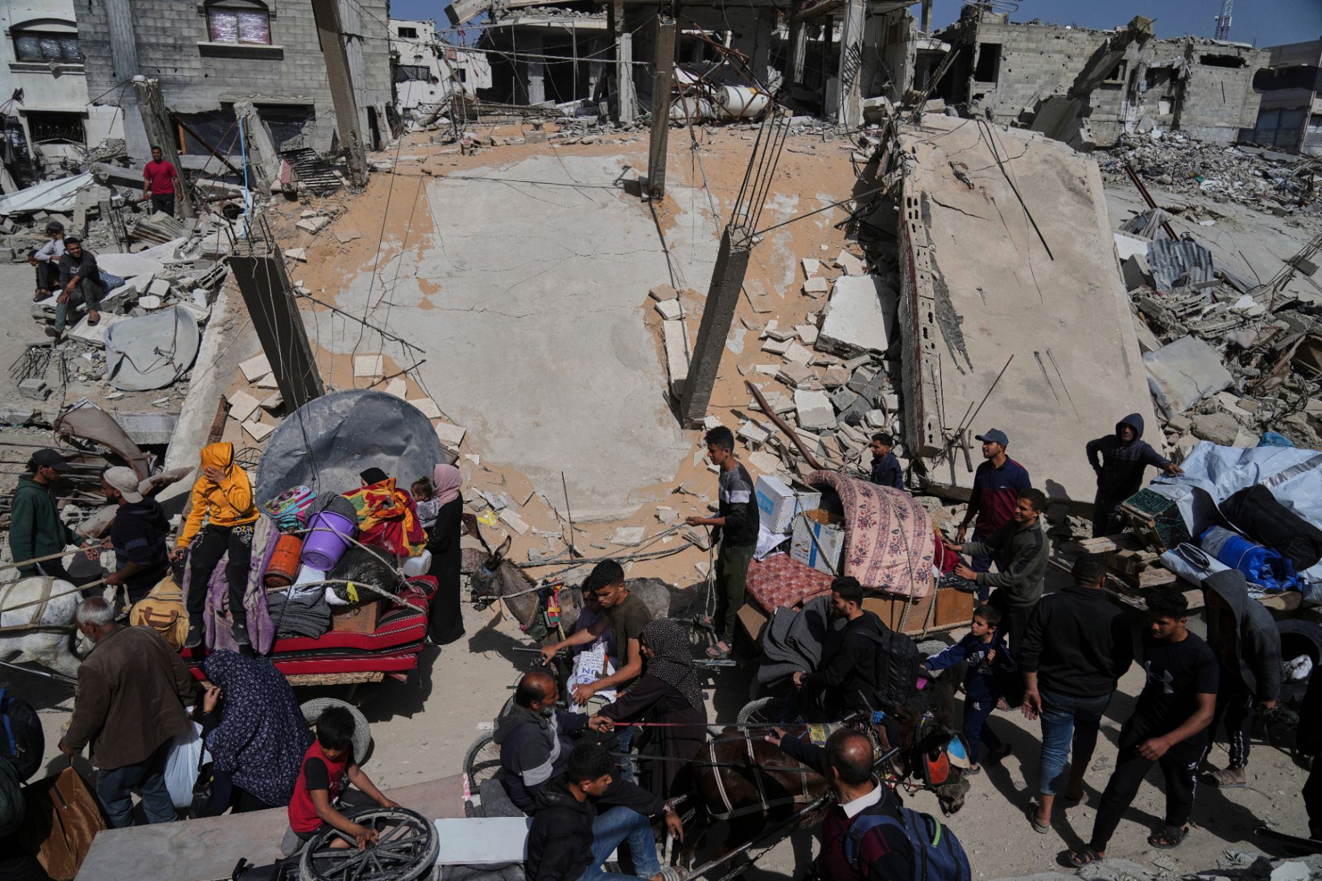 At least 50 people killed in overnight Israeli air strikes across Gaza ...